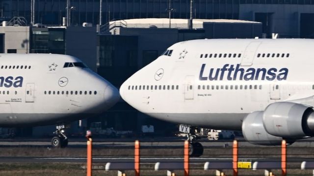 Video: Lufthansa-Maschine muss in Schottland runter
