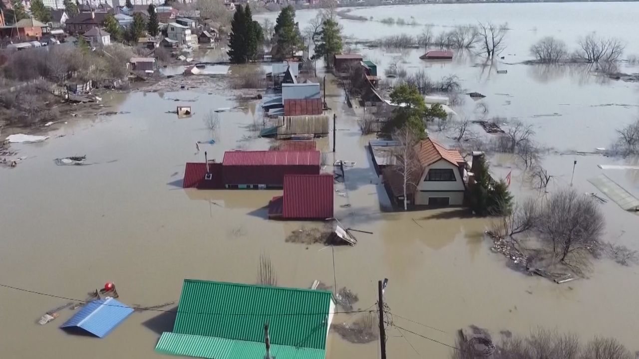 Rasches Handeln gegen Fluten in Sibirien: Dämme werden verstärkt