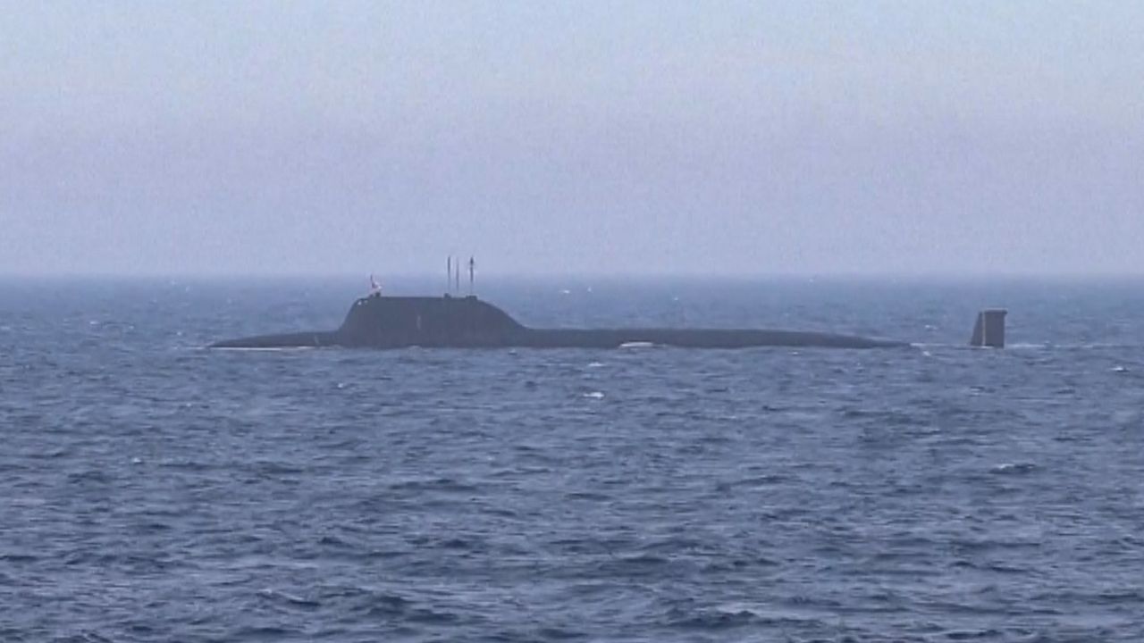 Militärübung vor Norwegen: Russische Atom-U-Boote feuern Raketen auf Ziele