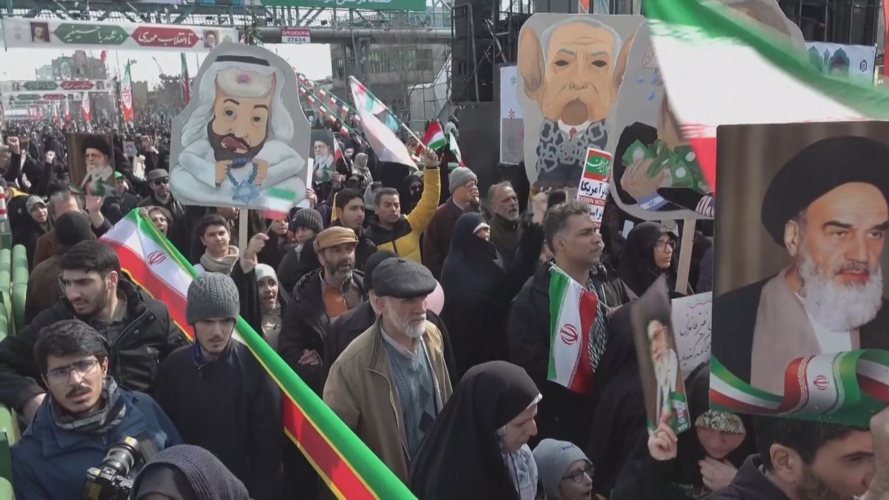 Feierlichkeiten in Zeiten der Krise: Jahrestag der Islamischen Revolution im Iran