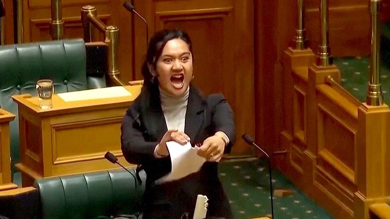 Wegen Haka-Protest: Māori-Abgeordnete vom neuseeländischen Parlament suspendiert