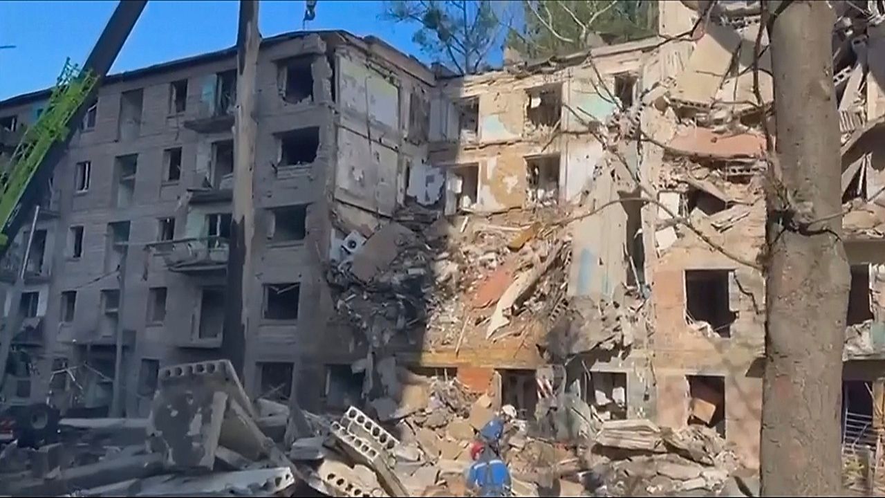 Video: Sechs Tote nach Drohnen- und Raketenangriff auf Kiew – weitere Regionen betroffen