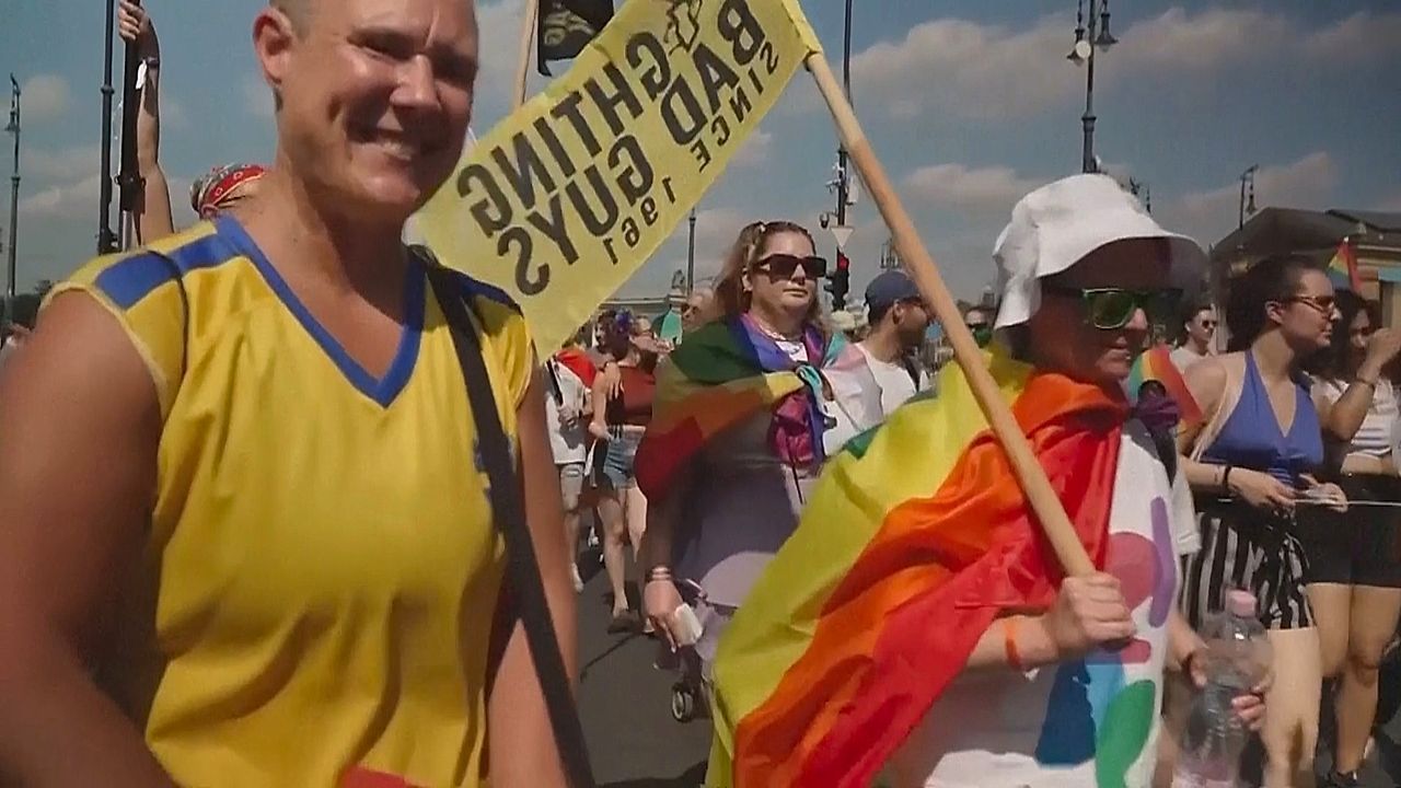 Video: Budapest Pride trotz Verbot: Bürgermeister stellt sich gegen Orbán