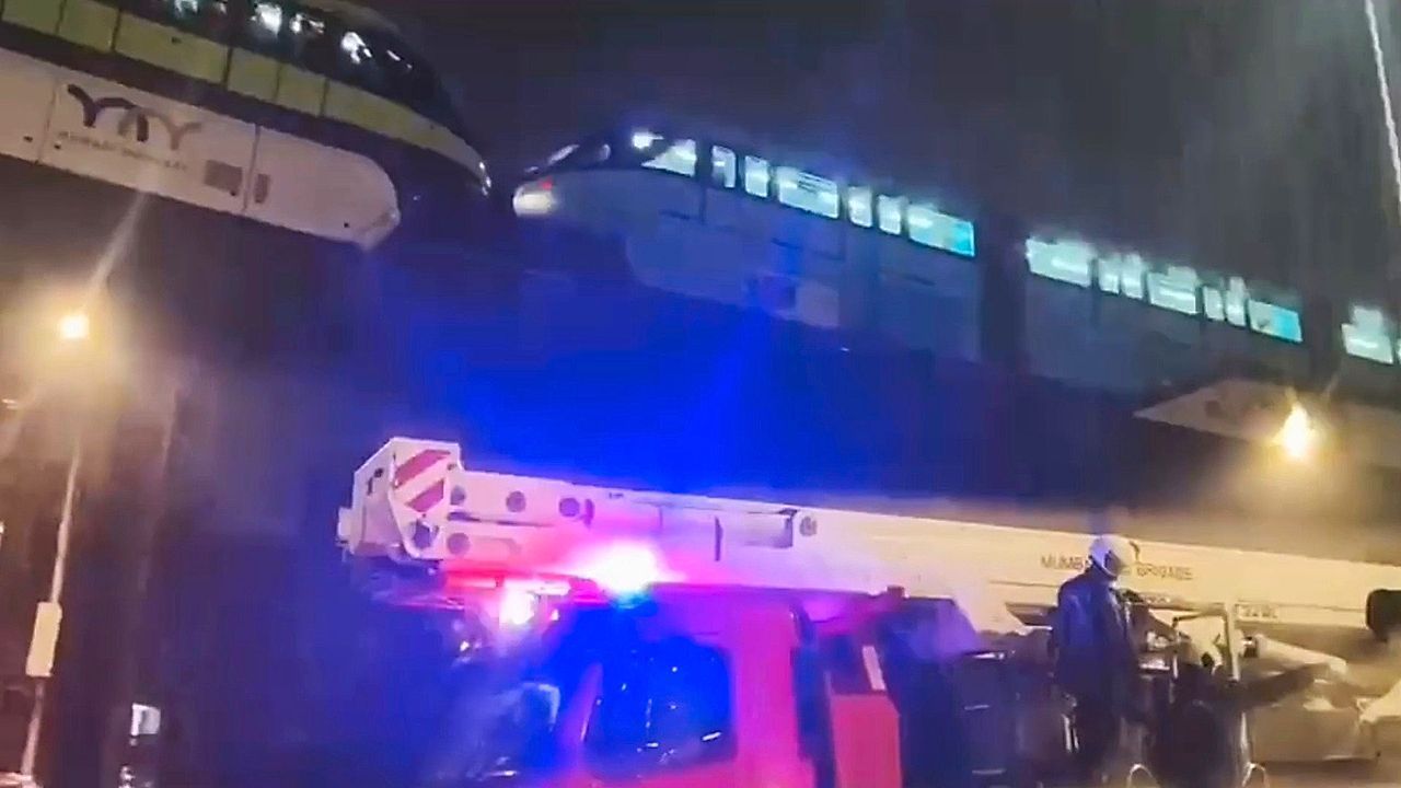 Monorail Breakdown in Mumbai: Around 780 Passengers Rescued