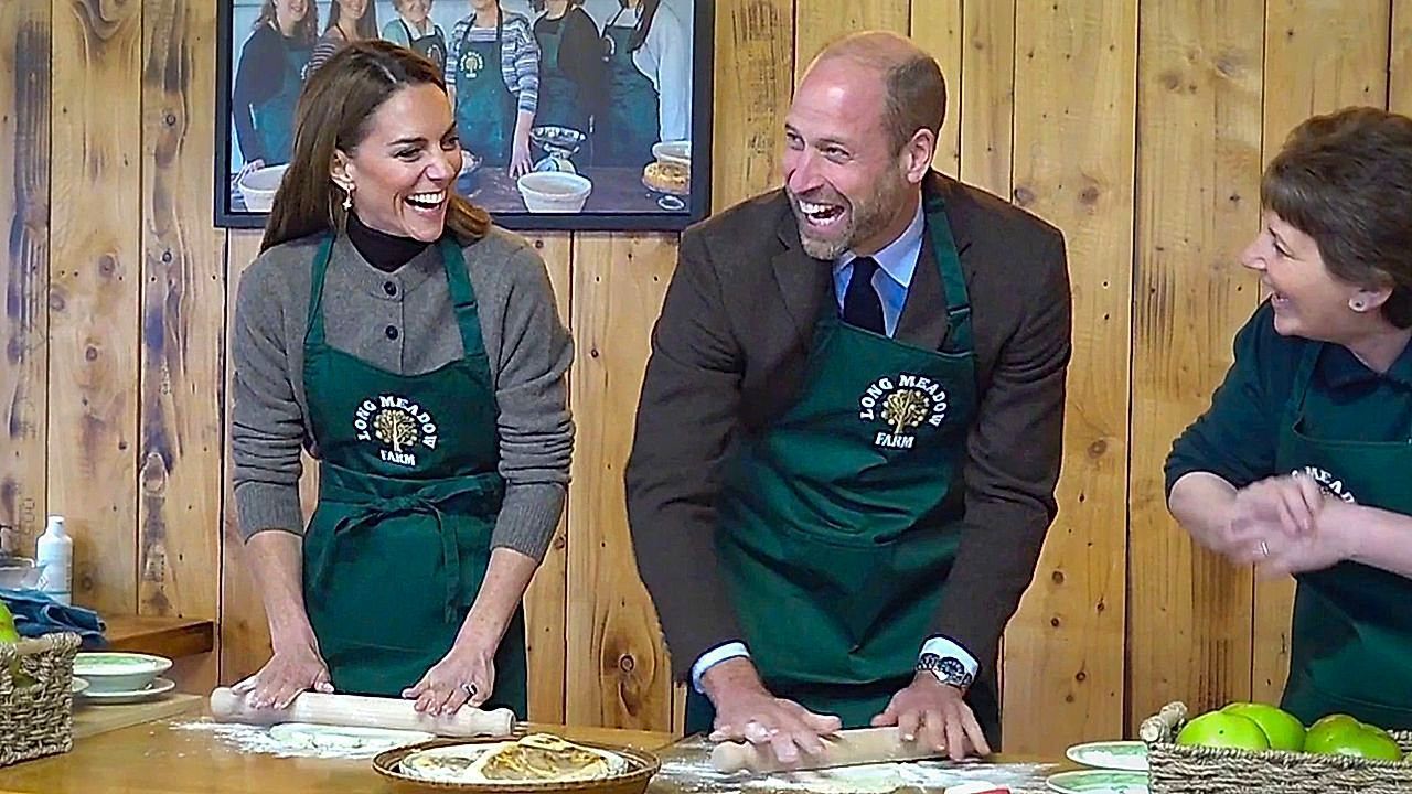 Cheerful William and Kate bake potato apple bread in Northern Ireland