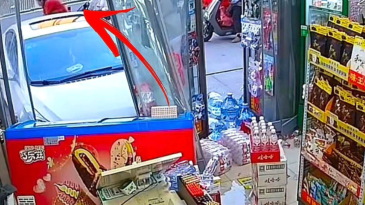 Video: Driver crashes into store and runs away – then things take a turn