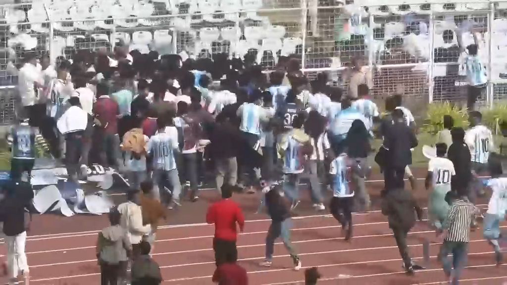 Angry fans throw chairs, invade pitch as Messi GOAT Tour starts in India