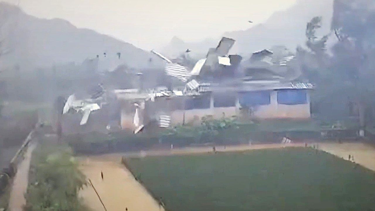 Video: Powerful storm rips roof from home amid weather outbreak in Vietnam