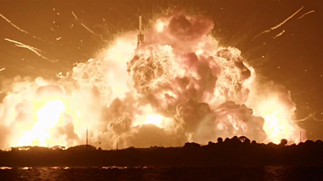 Video: Feuerball in Florida: Blue-Origin-Rakete explodiert bei Test auf Cape Canaveral