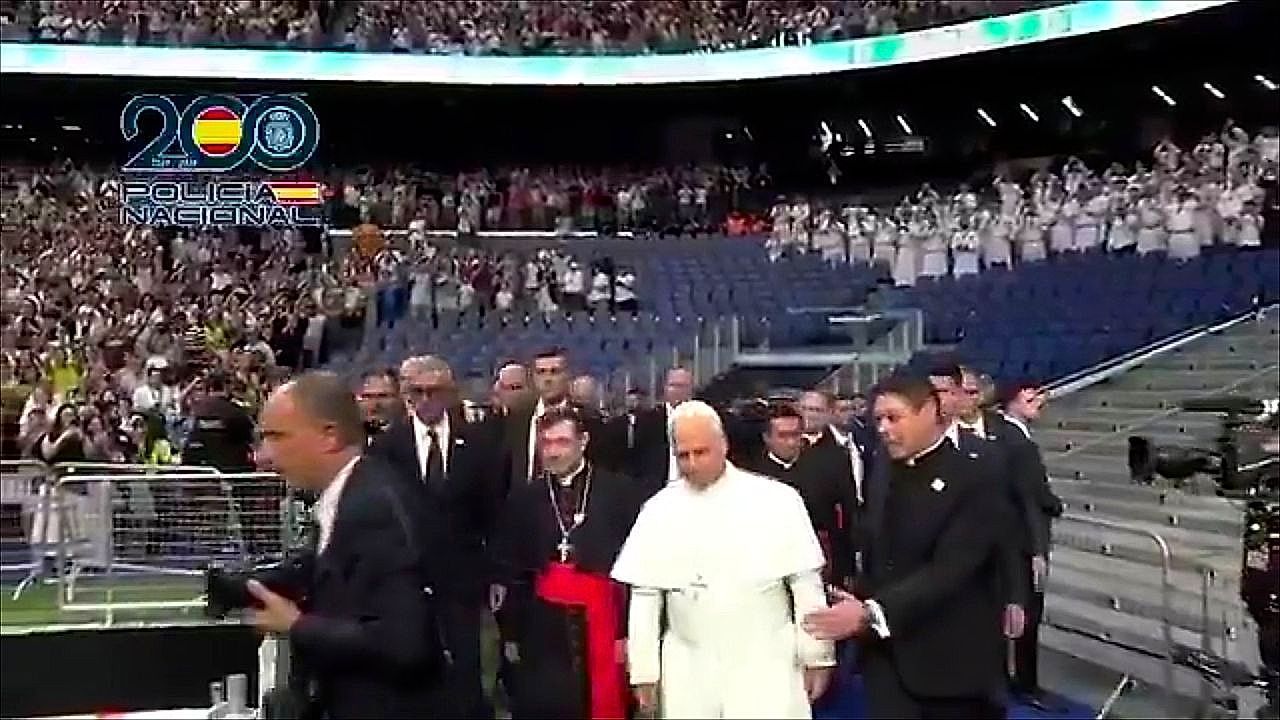 Video: Pope Leo XIV receives deafening roar from 80,000 fans at Real Madrid's stadium