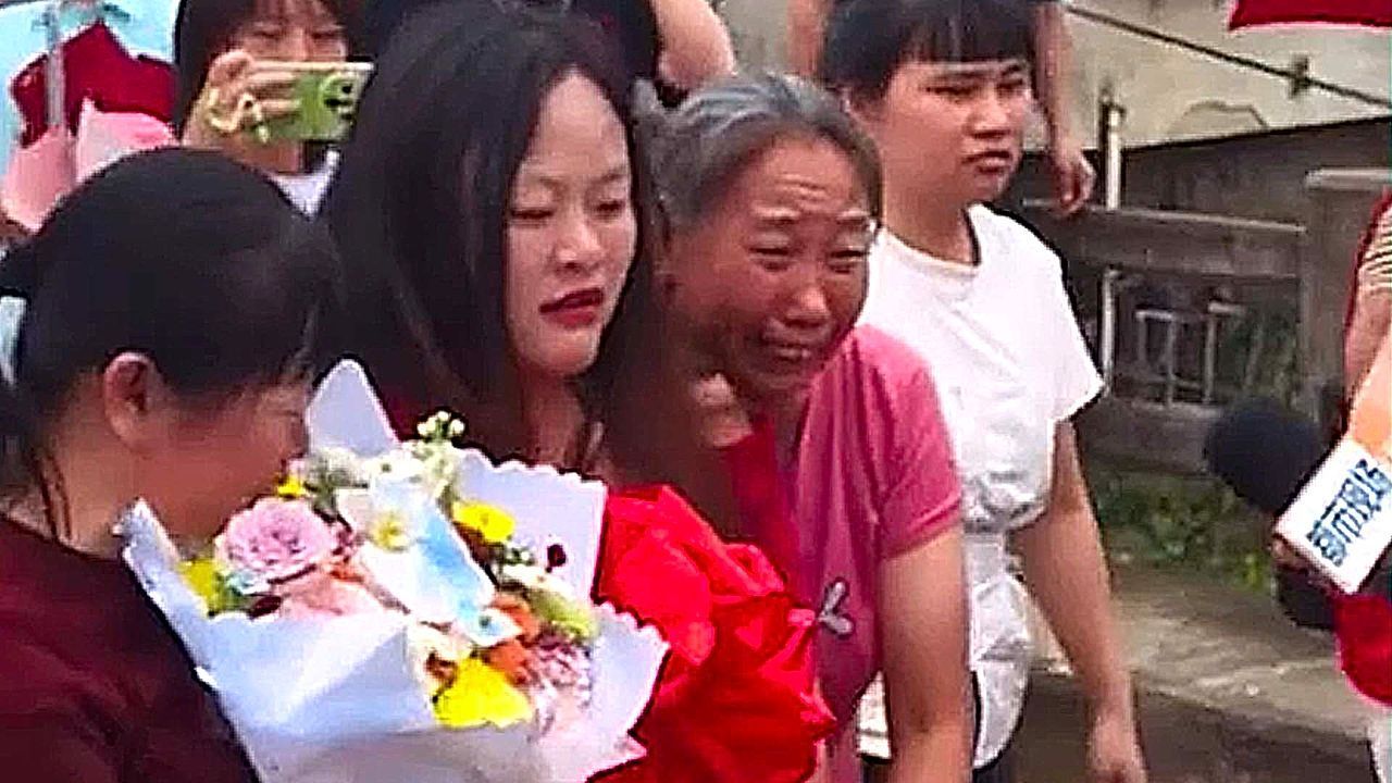 Verschwunden-mit-neun-Chinesin-nach-22-Jahren-wieder-bei-ihrer-Familie