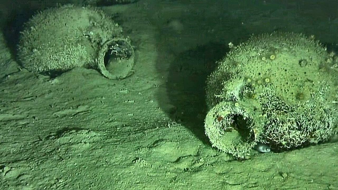 Video: Wein für die Ewigkeit: Taucher entdecken 2.400 Jahre altes Wrack mit 300 Amphoren