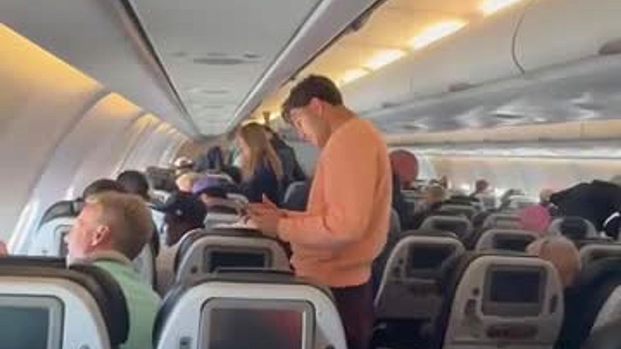 Norwegian fighter jets escort football team after World Cup defeat