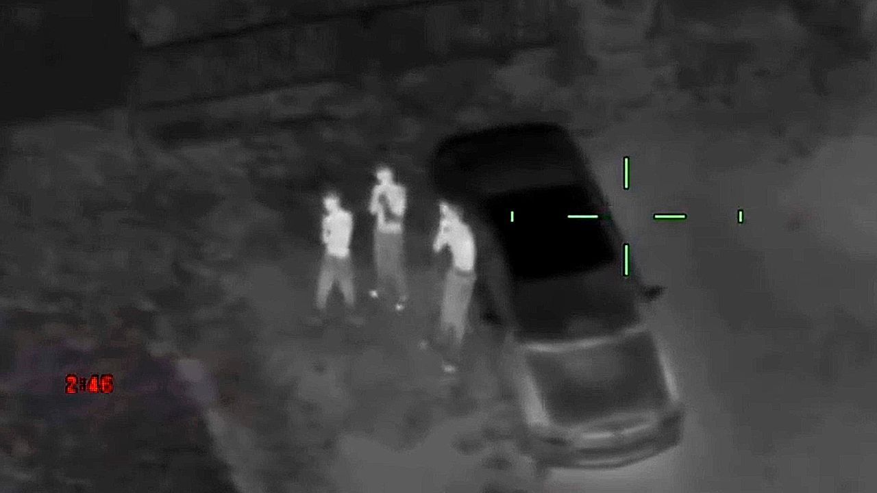 Video: Festnahme in Florida: Teenager richten Luftdruckgewehre auf Polizeihubschrauber