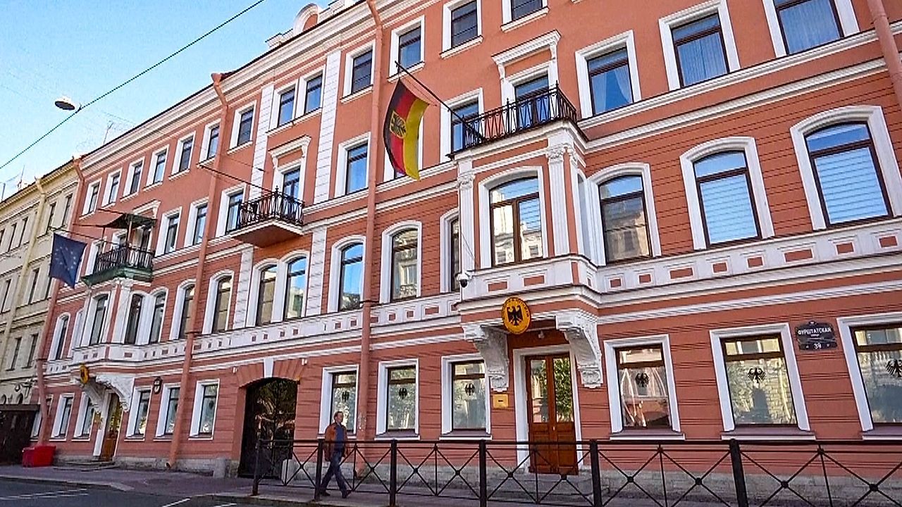 Video: Russland schließt auch deutsches Generalkonsulat in St. Petersburg
