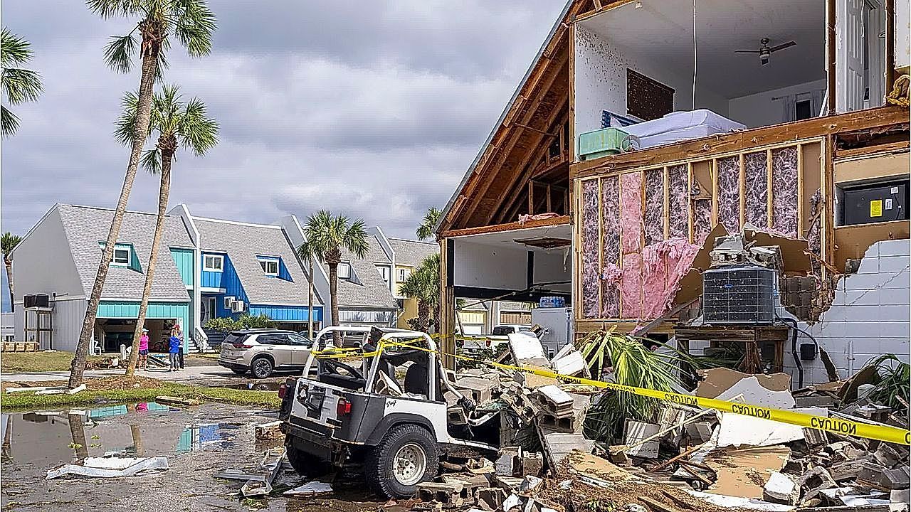 Video: Four dead and 500,000 without power as Hurricane Isaias batters southern US states