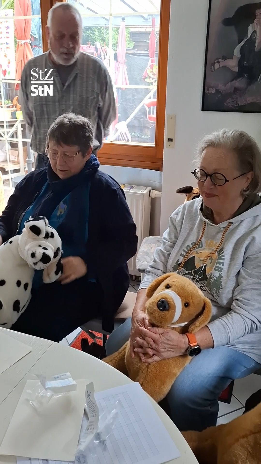 Video: Erste-Hilfe-Kurse für Hunde im Kreis Esslingen