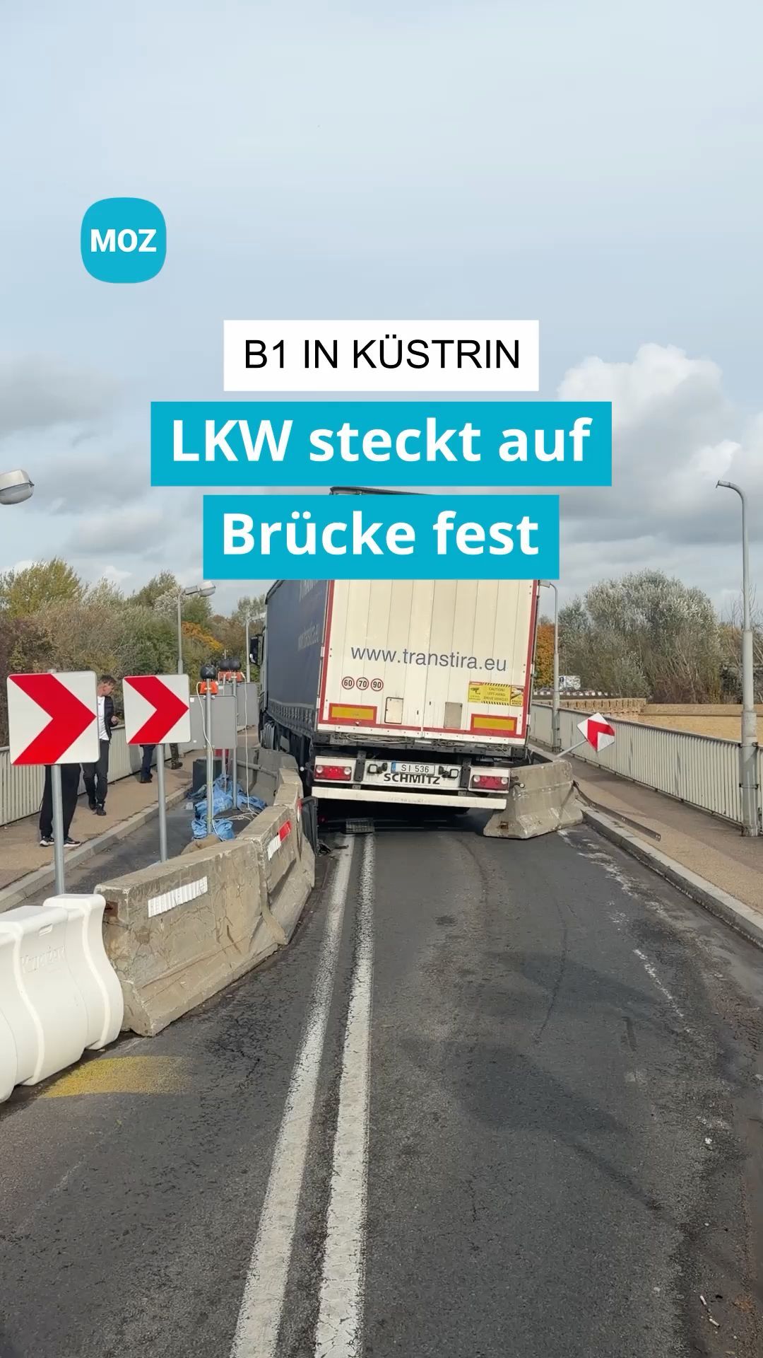 40‑Tonner auf Brücke festgefahren - B1 Oder-Brücke voll gesperrt