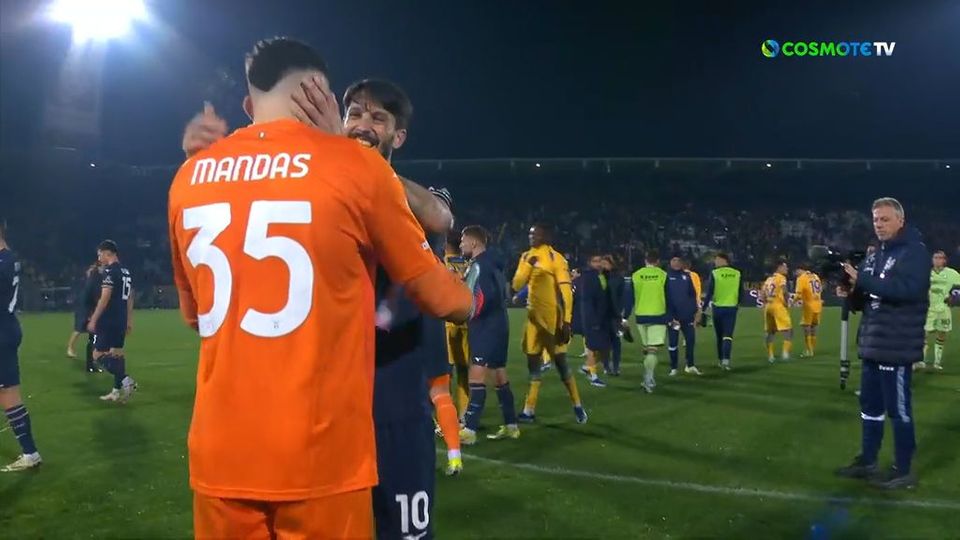 Εξαιρετικό ντεμπούτο στην Serie A για Μανδά, γνώρισε την αποθέωση απ’ τους συμπαίκτες του (vid)