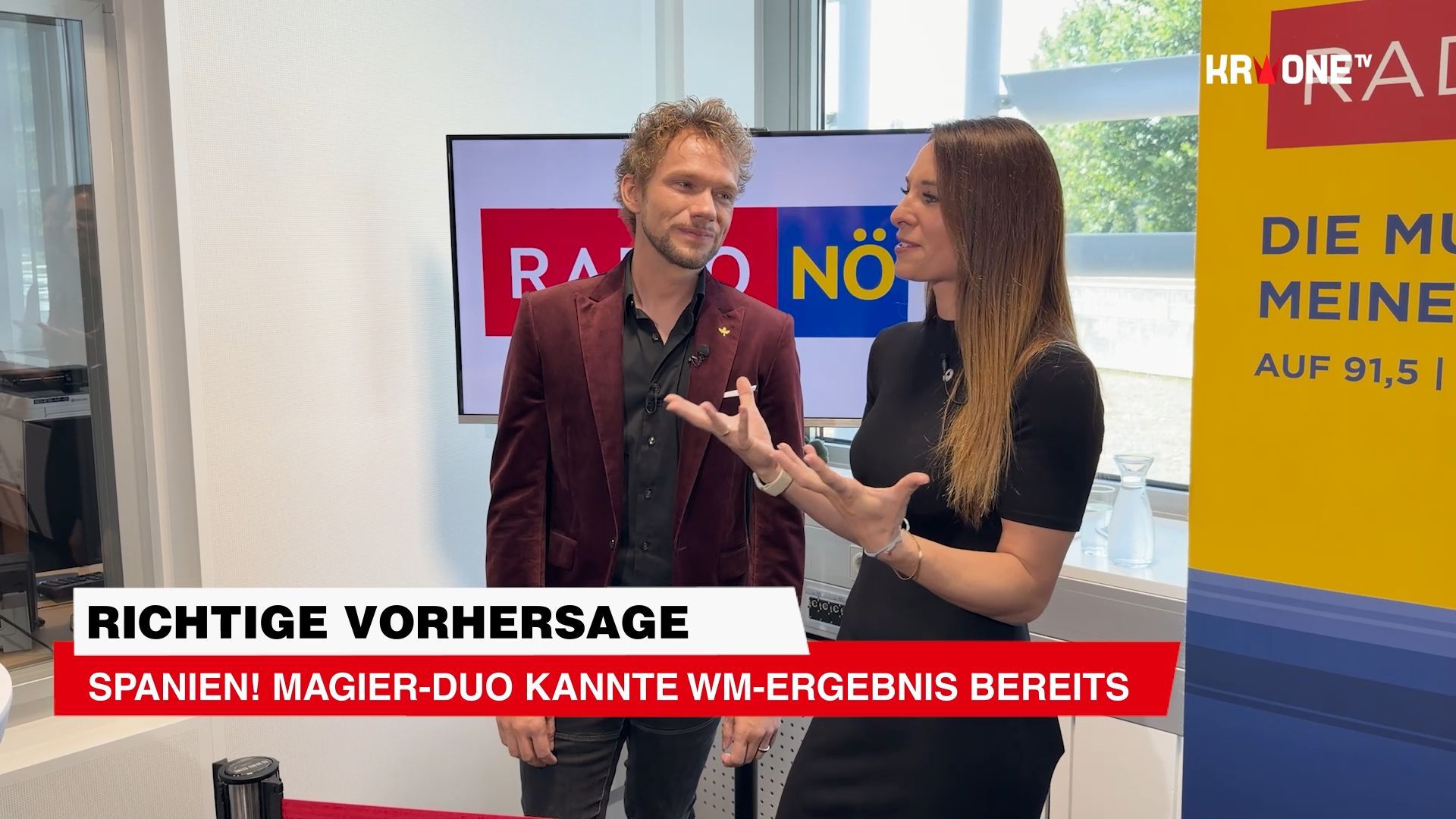 Video: Spanien! Magier-Duo kannte WM-Ergebnis bereits