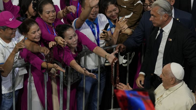 Papa en Mongolia: Francisco envía un saludo especial al "noble pueblo chino"