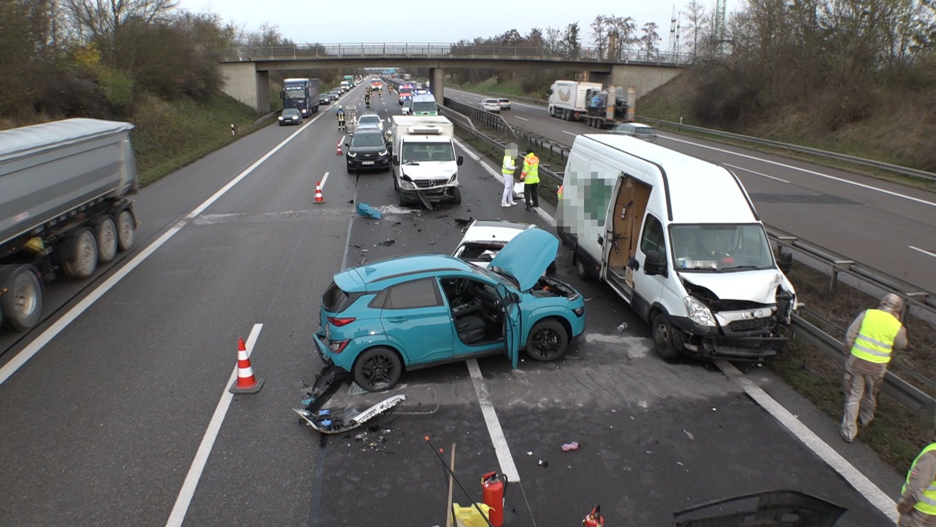 Unfall mit sechs Fahrzeugen zwischen Ingolstadt und Manching