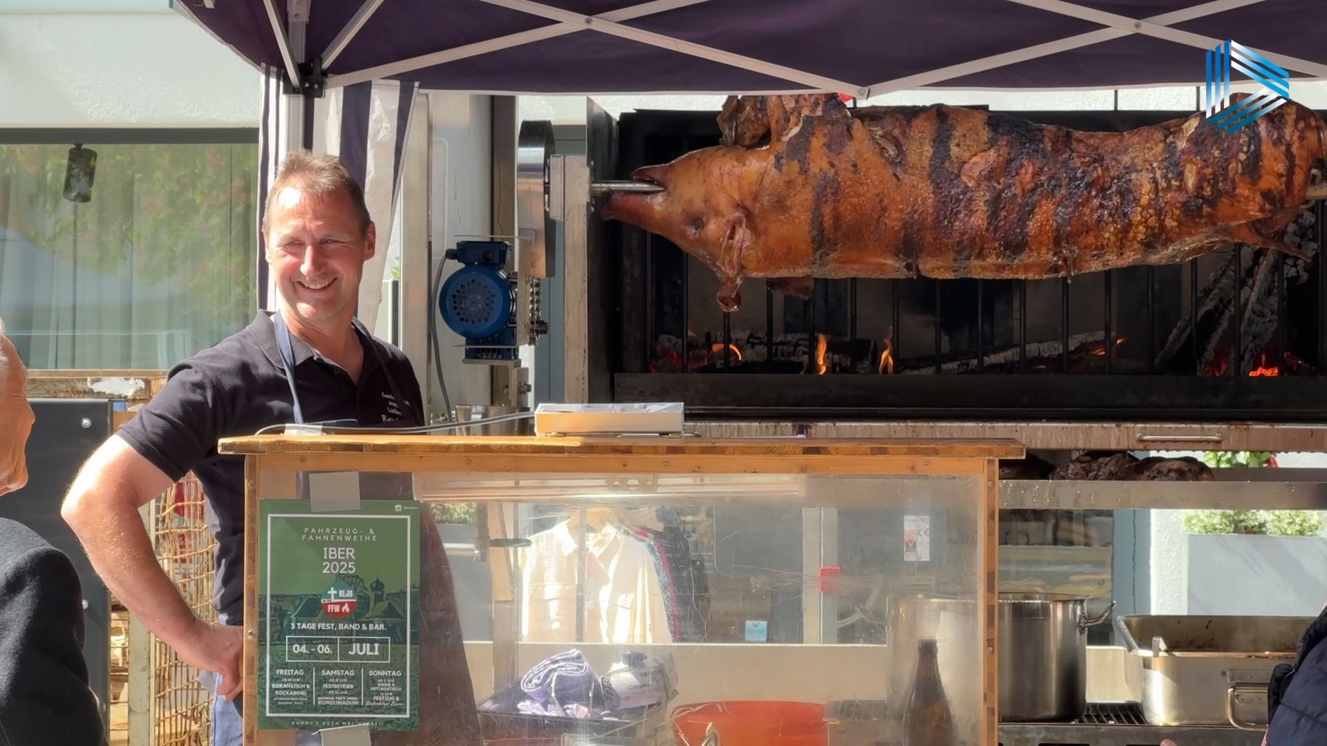 Schweine-S-der-und-ein-Hund-Das-war-das-umstrittene-Schweinefest-in-Viechtach