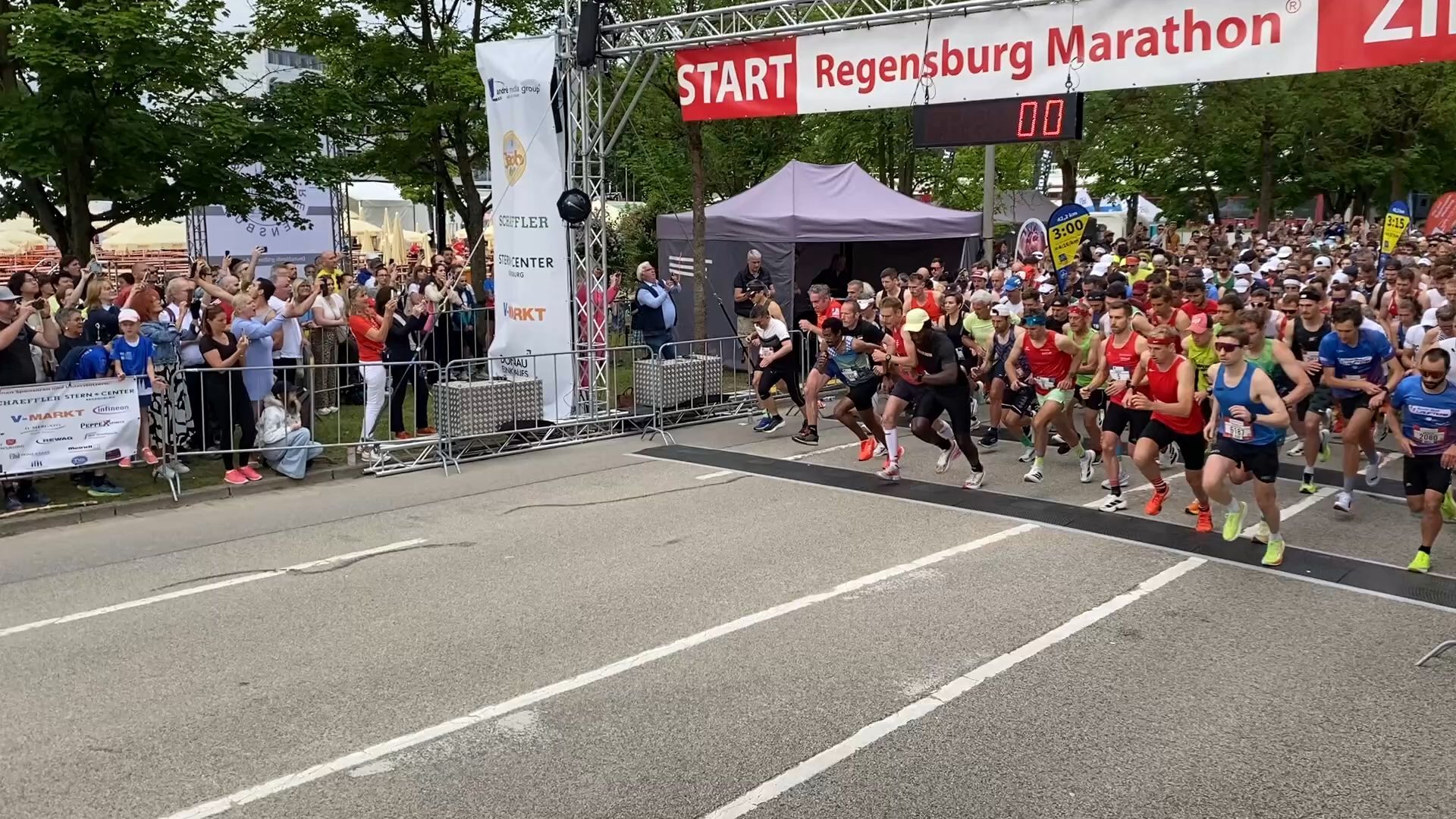 6.400 Sportler beim Marathon in Regensburg