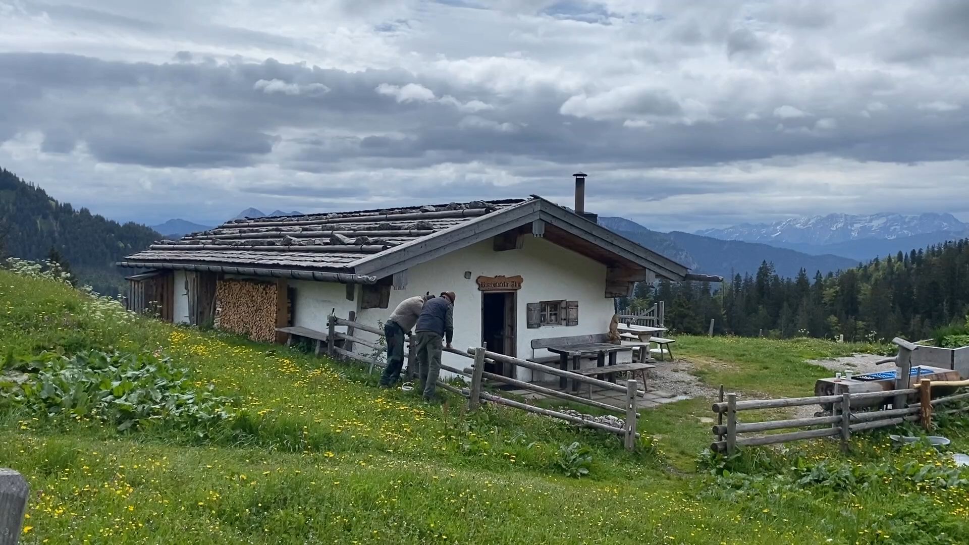 Video: Auf der Alm: Die Bischofsfellnalm