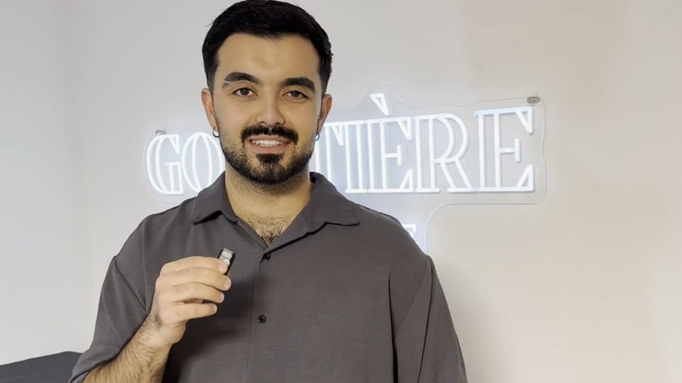 Burhanettin C\u00f6rt\u00fck operates an online shop for Arabic perfumes