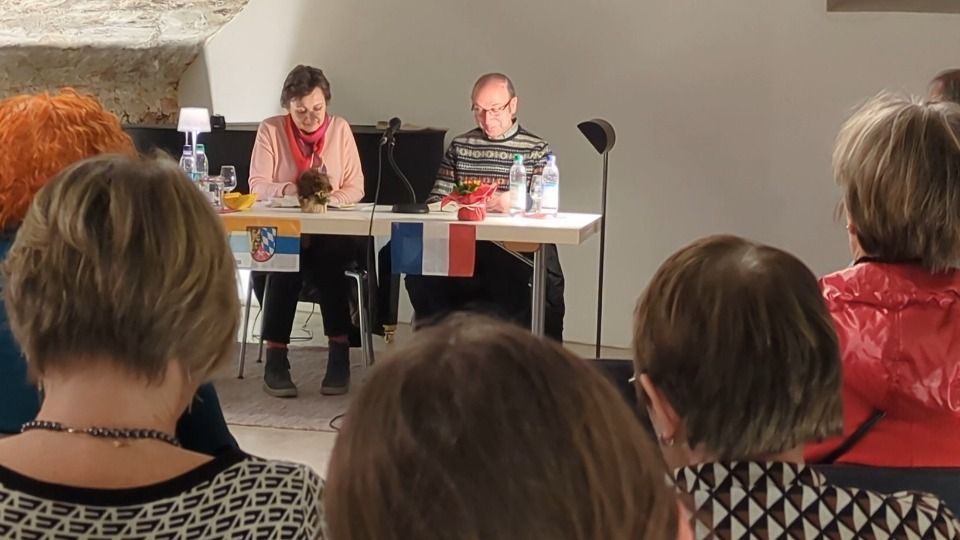 Video: Die erste Literaturnacht in Neumarkt war ein voller Erfolg
