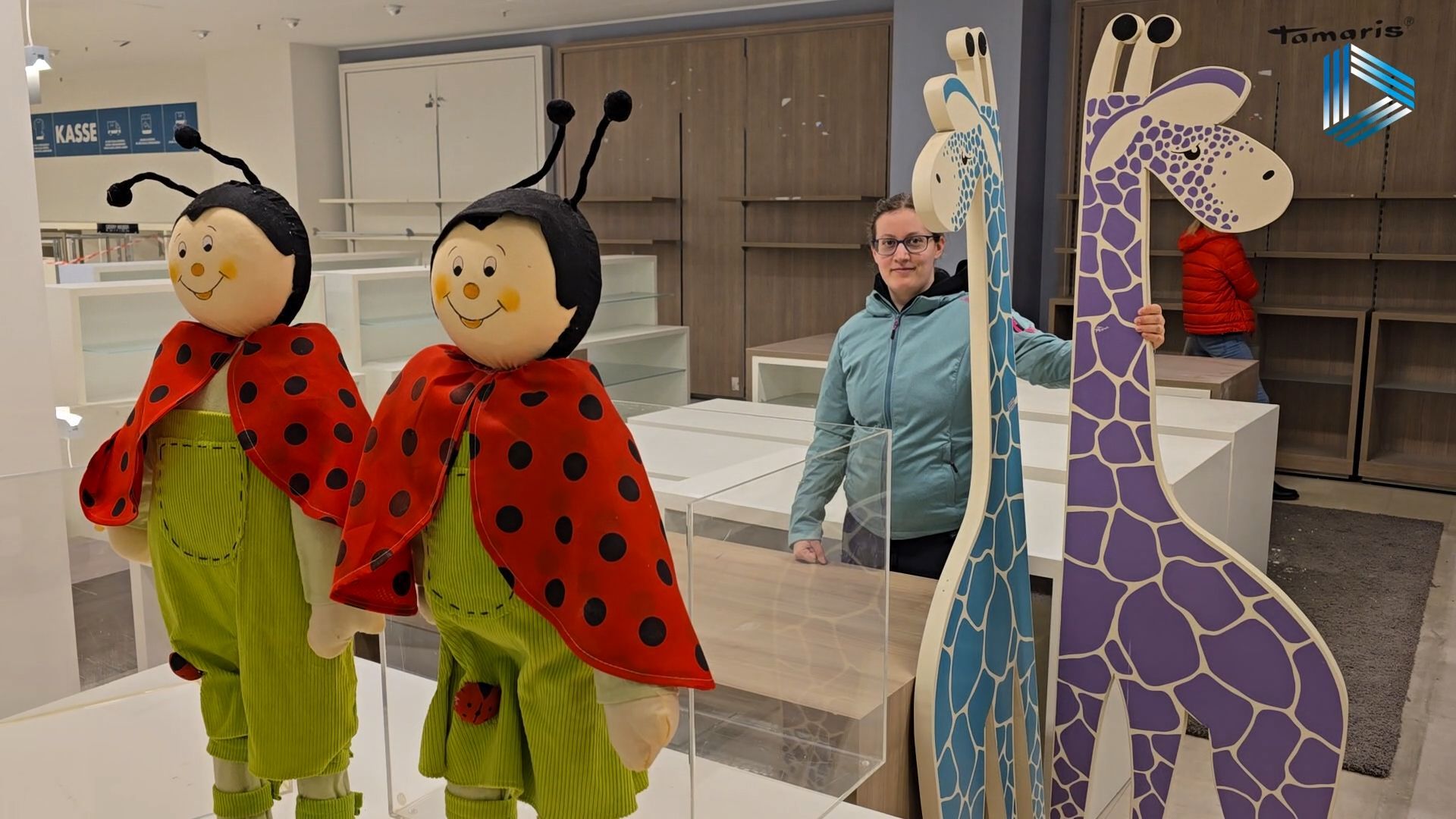 Video: Inventarverkauf im Kaufhof-Gebäude in der Ingolstädter Fußgängerzone