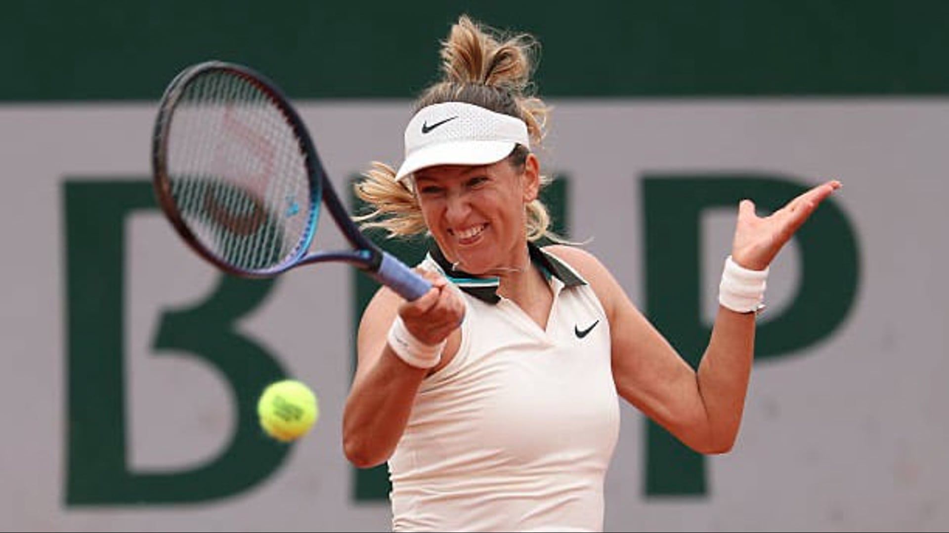 Azarenka schreibt Geschichte mit doppeltem Bagel-Sieg bei den French Open
