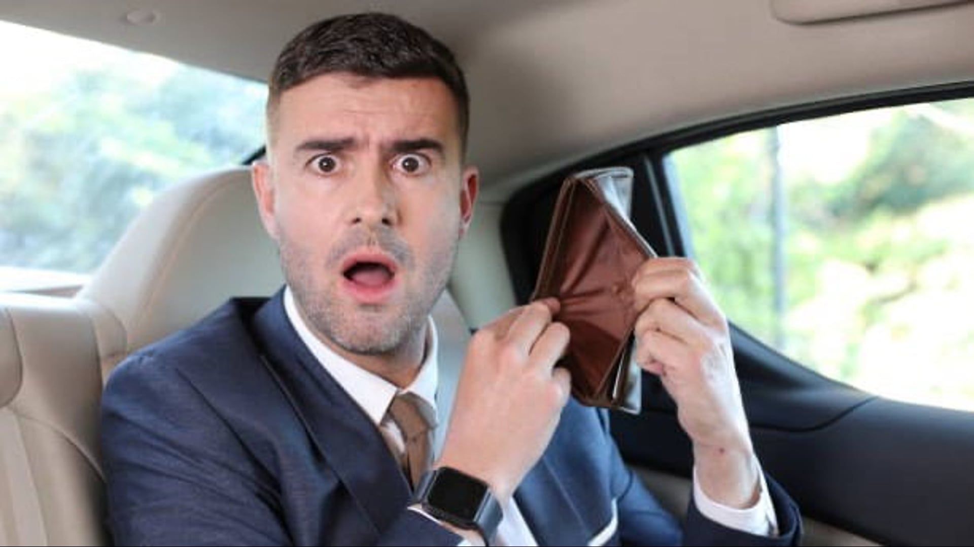 Protect Yourself from These Scams on Your Next Vacation