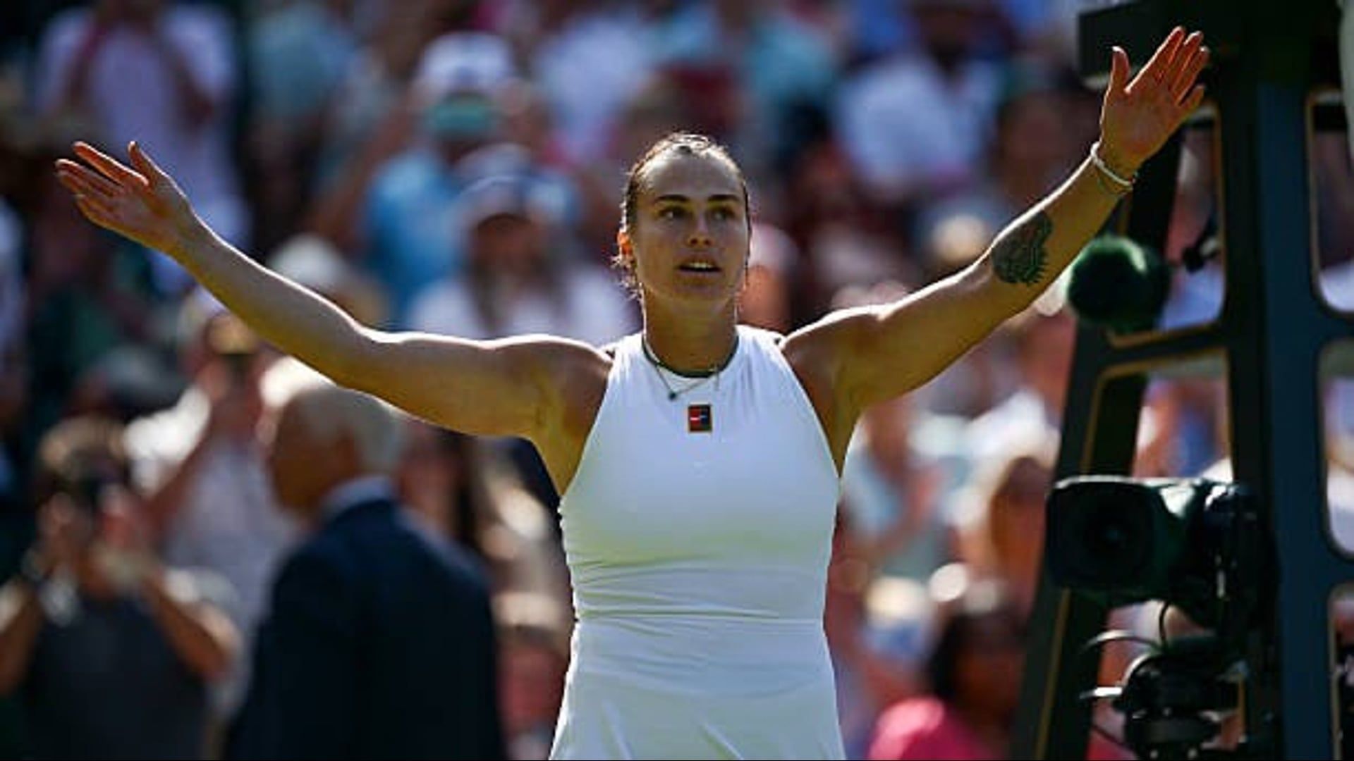 Sabalenka prevents surprise and reaches Wimbledon semifinals