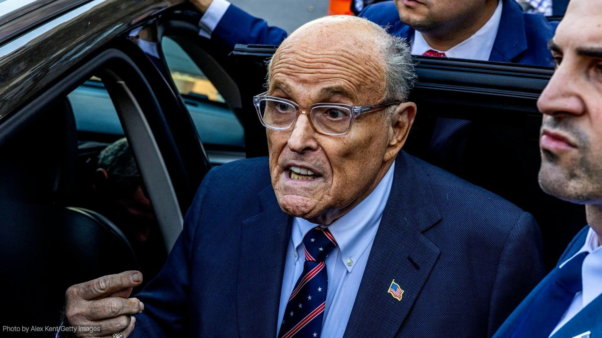 Były burmistrz Nowego Jorku Rudy Giuliani po wypadku samochodowym trafił do szpitala