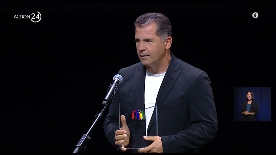 ΑΕΚ: Κορυφαίος προπονητής της Α’ Γυναικών ο νταμπλούχος Νίκος Κωτσοβός! (VIDEO)