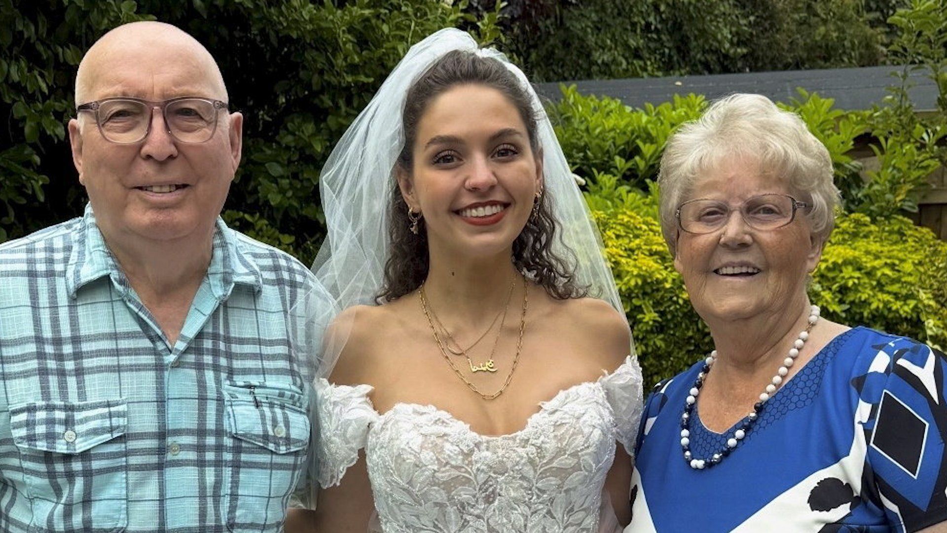 Bride travels 10,000 miles to surprise her grandparents who couldn't attend her wedding