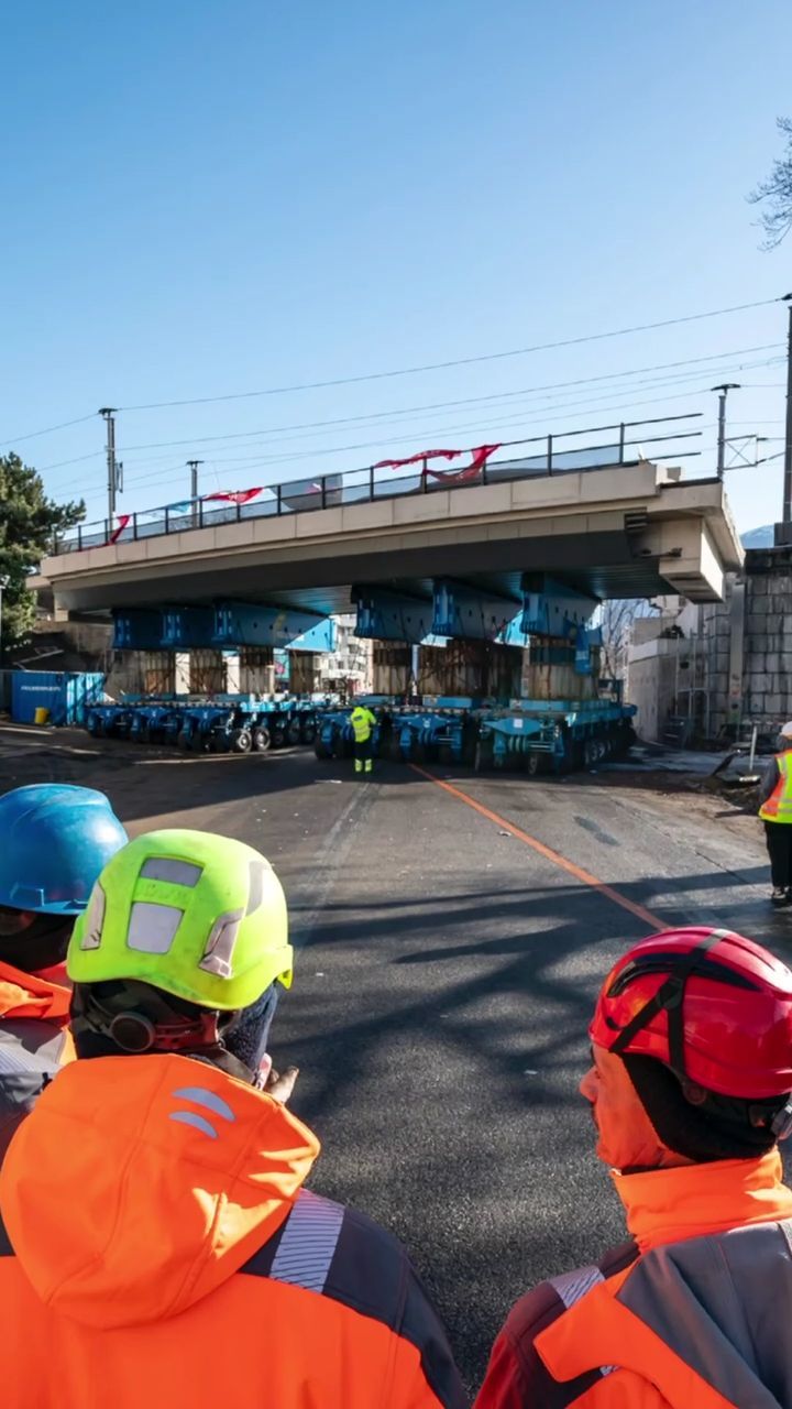 Video: Rauchmühlbrücke eingehoben