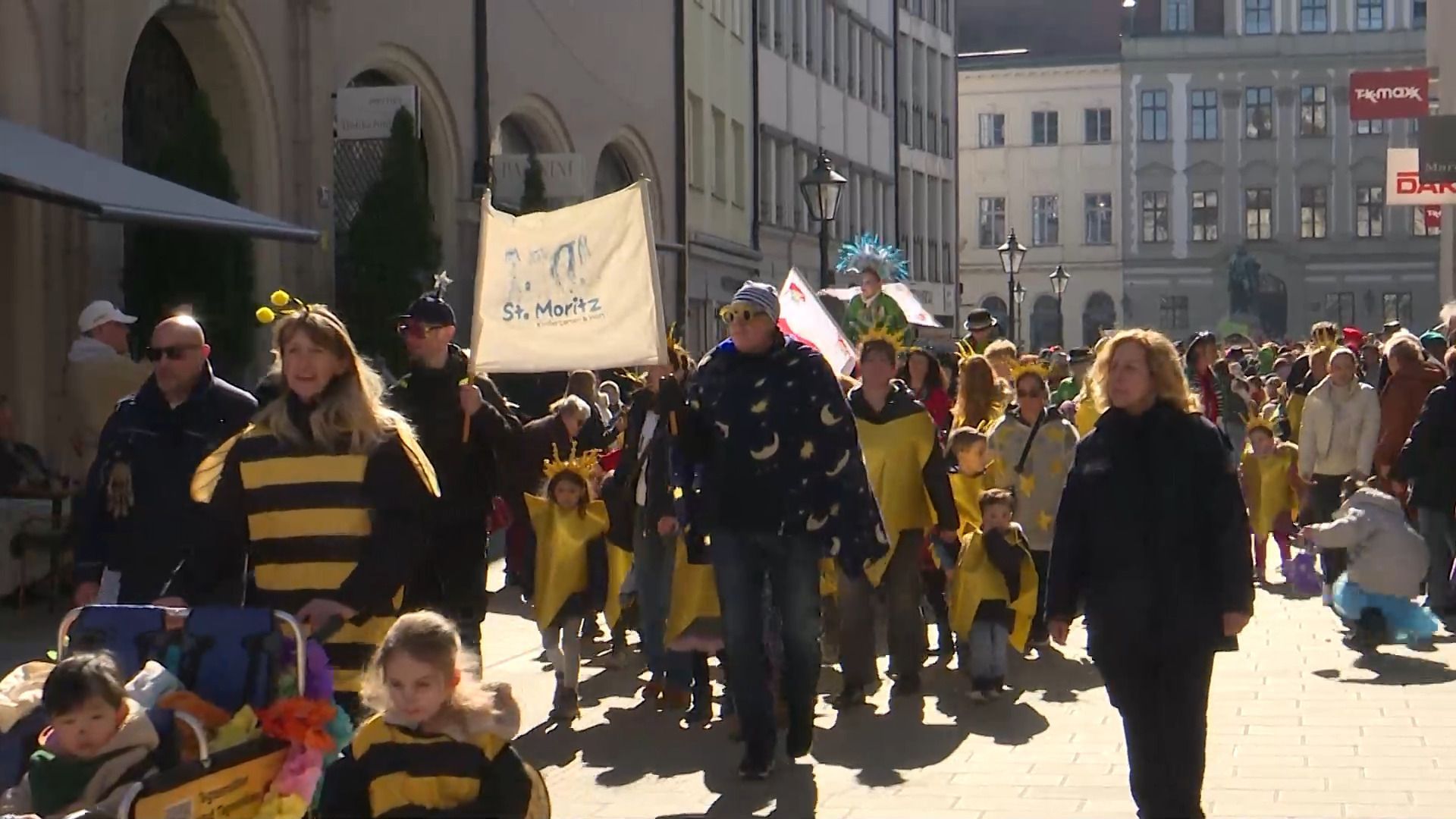 Höhepunkt der Faschingszeit – Gaudiwurm und Tandlerfasching