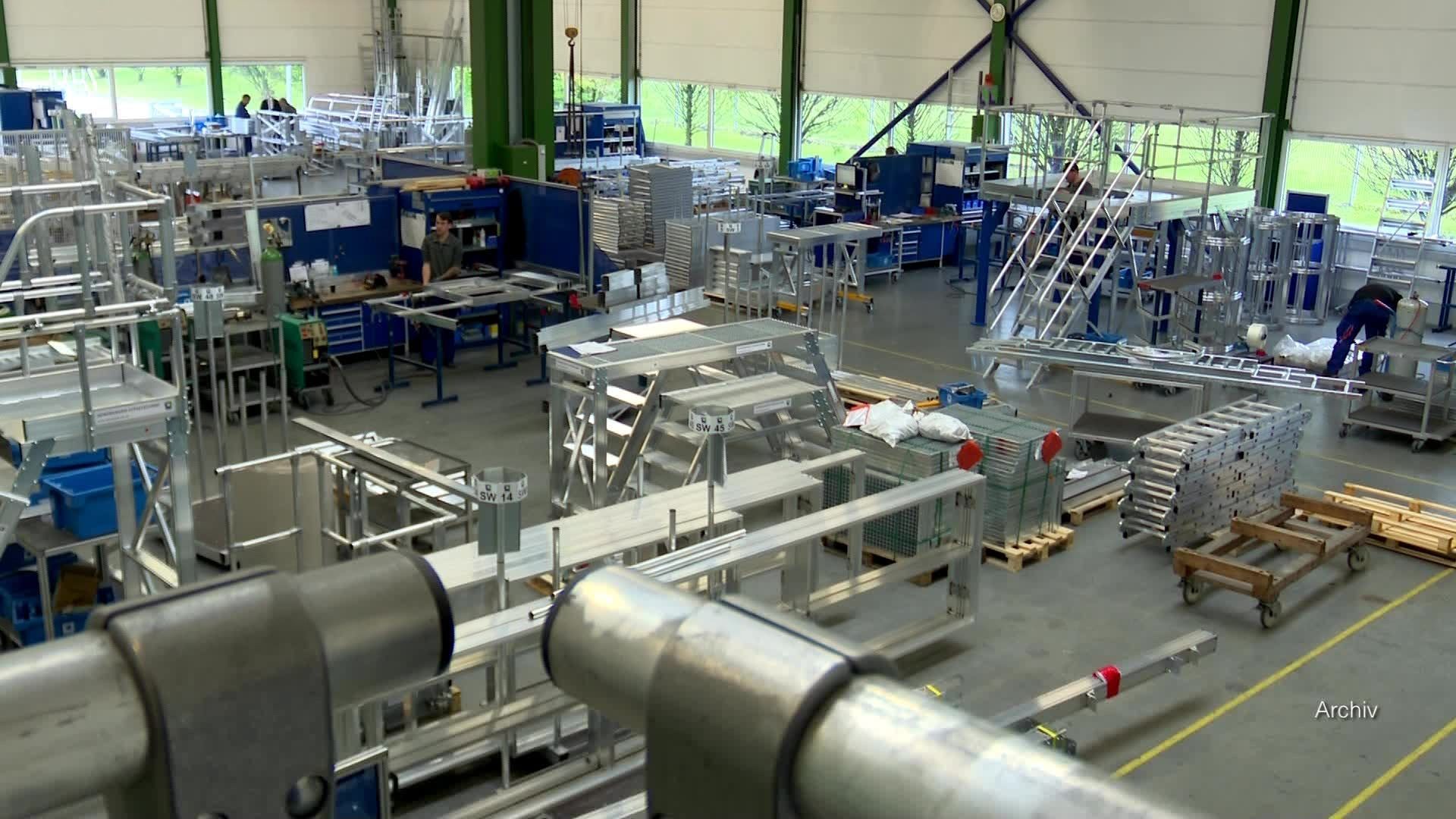 a.tv compact: Bavarian economy stagnates