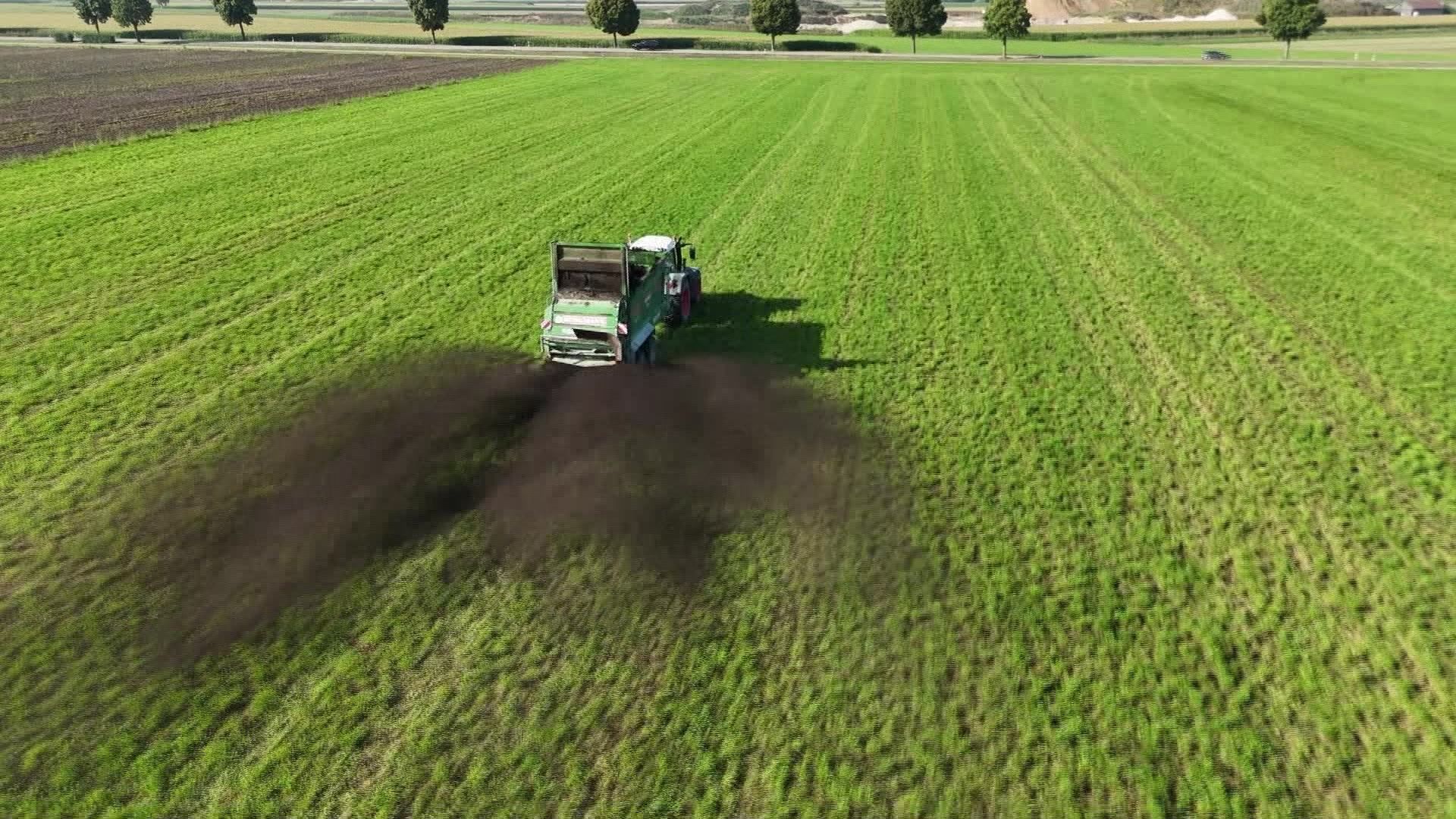 Video: Berufung Landwirt: So viel Aufwand ist Biologische Landwirtschaft
