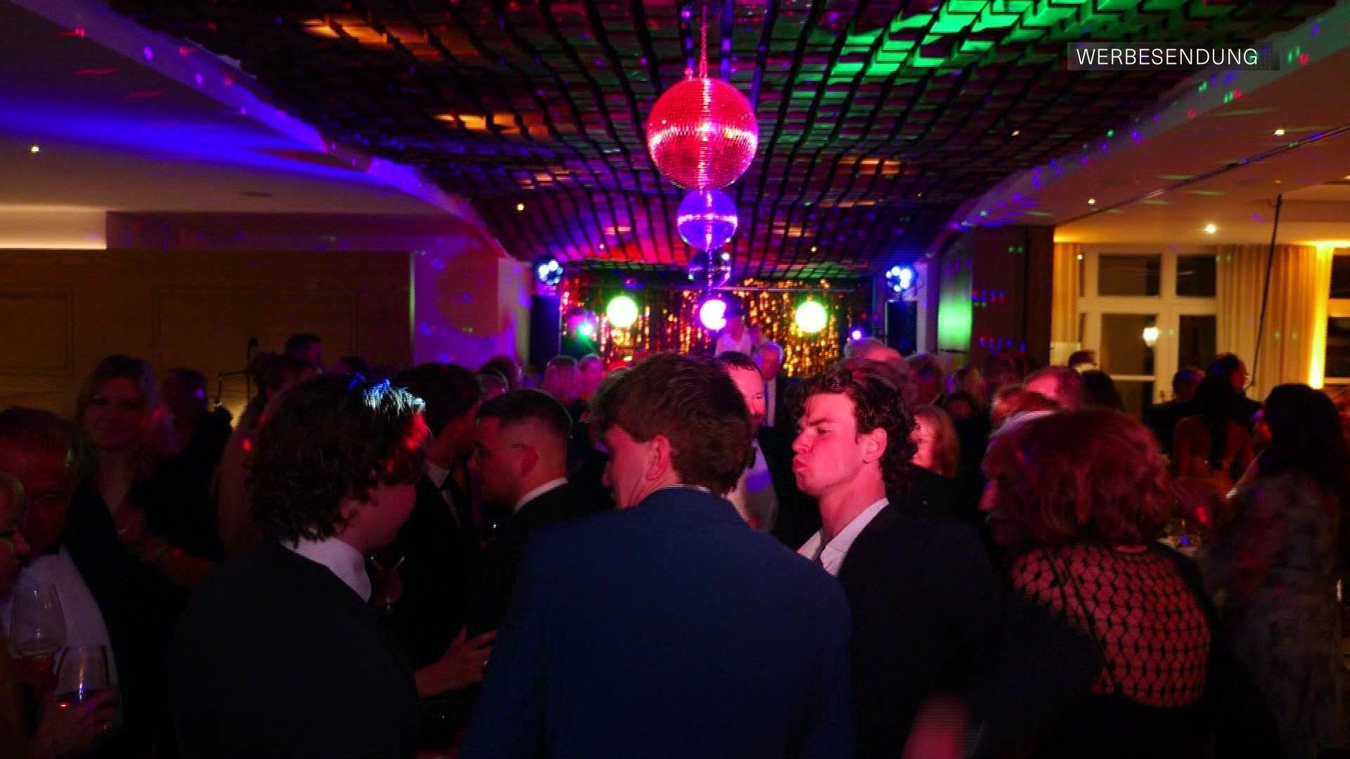 Video: Rauschende Ballnacht beim Hausball im Gasthaus Settele