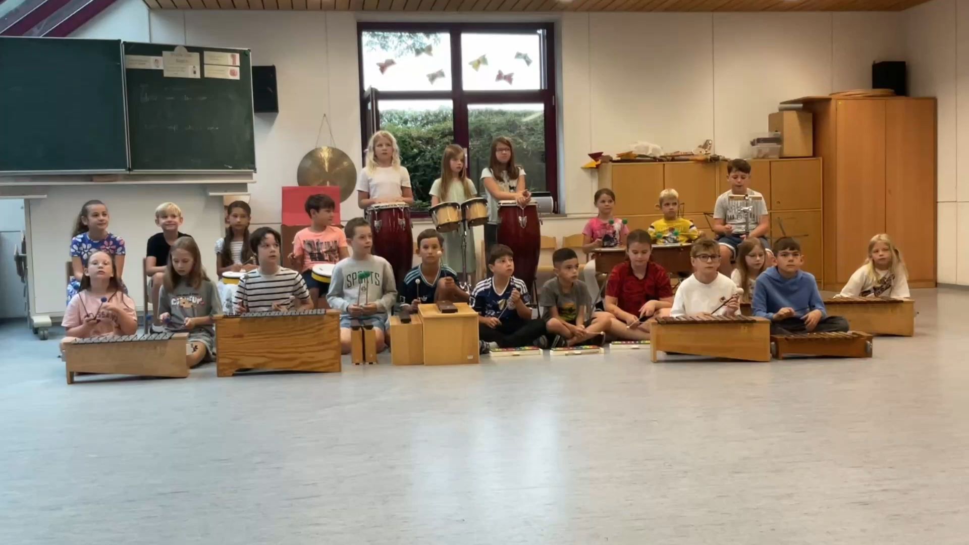 Video: Bellenberger Grundschulklasse gewinnt Konzert