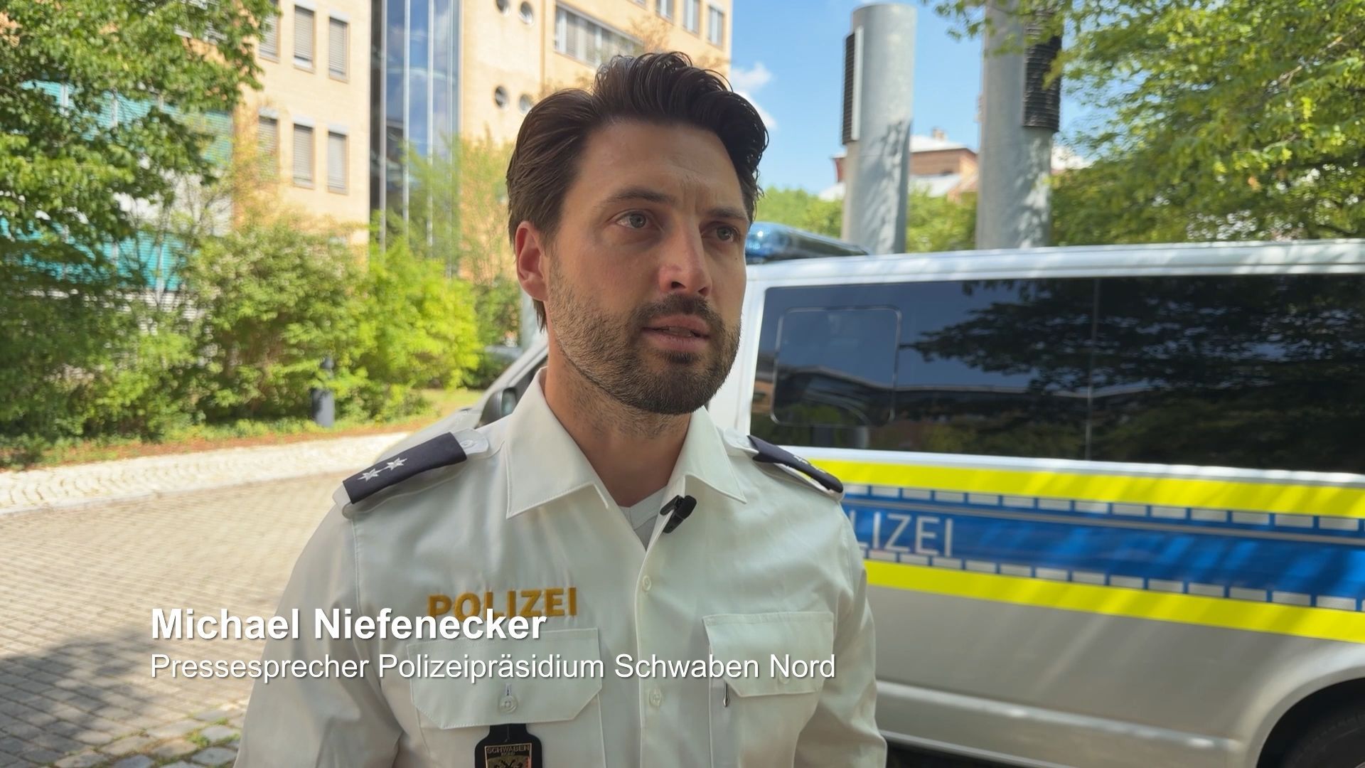 Video: E-Scooter: Warum für sie andere Regeln gelten als für Fahrräder