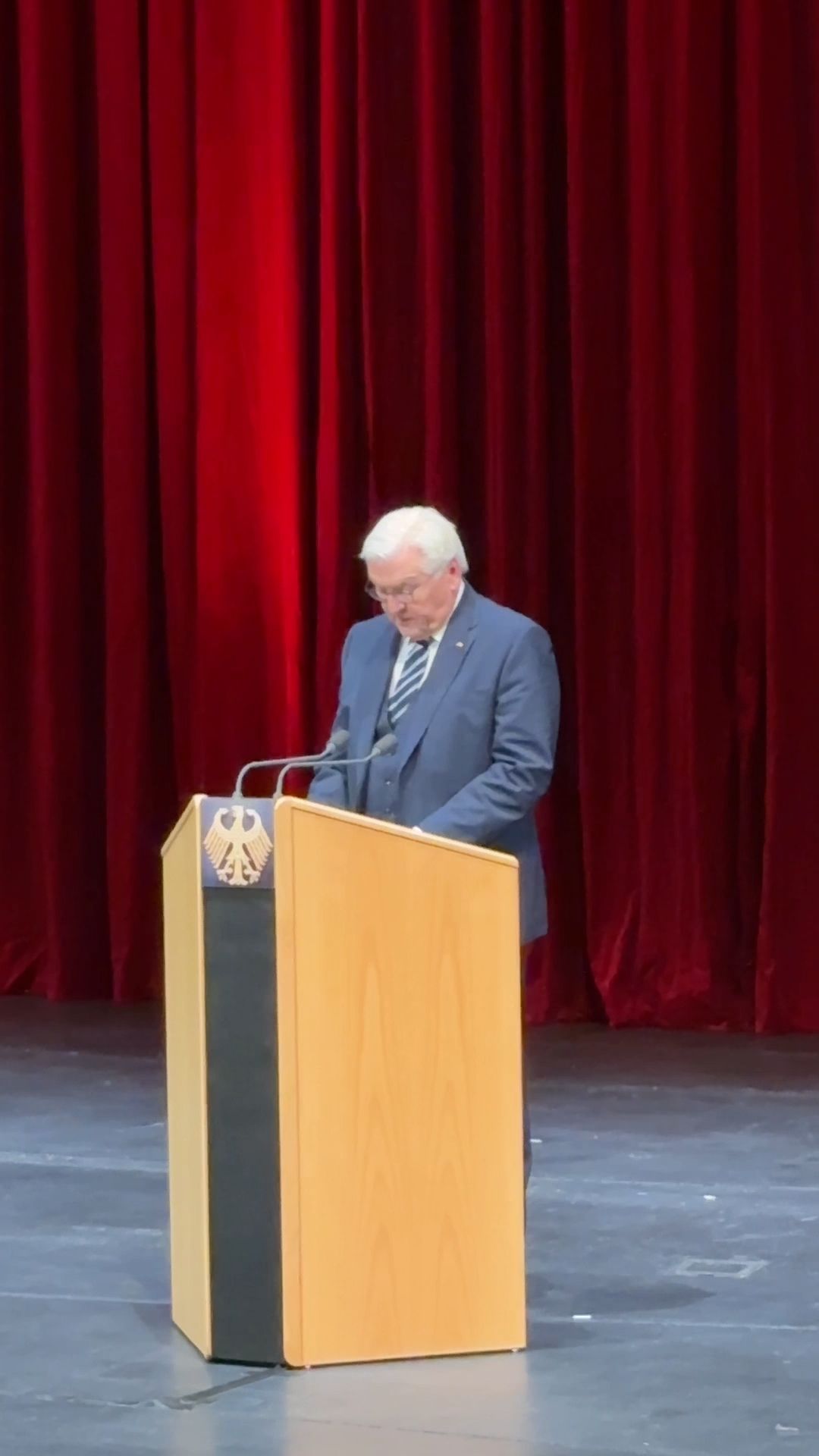 Video: Bundespräsident Steinmeier zu Gast im Karlsruher Staatstheater