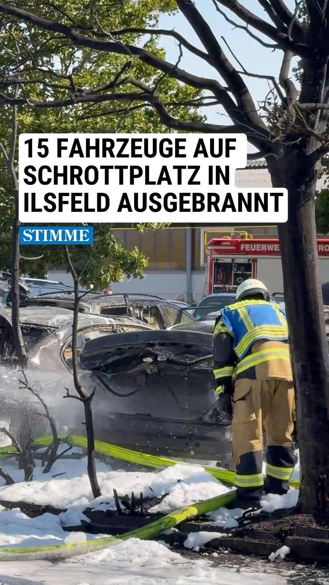 Video: 15 Fahrzeuge auf Schrottplatz in Ilsfeld ausgebrannt
