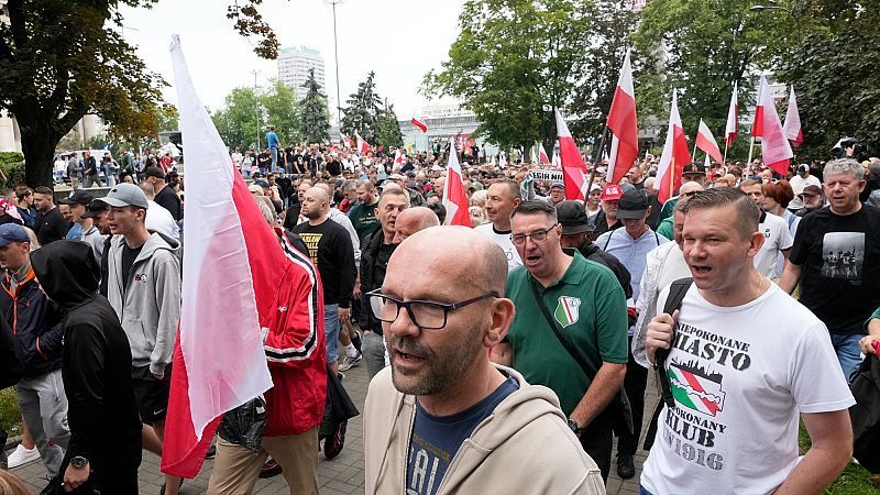 Polen: Märsche gegen Aufnahme von Migranten in mehr als 80 Städten