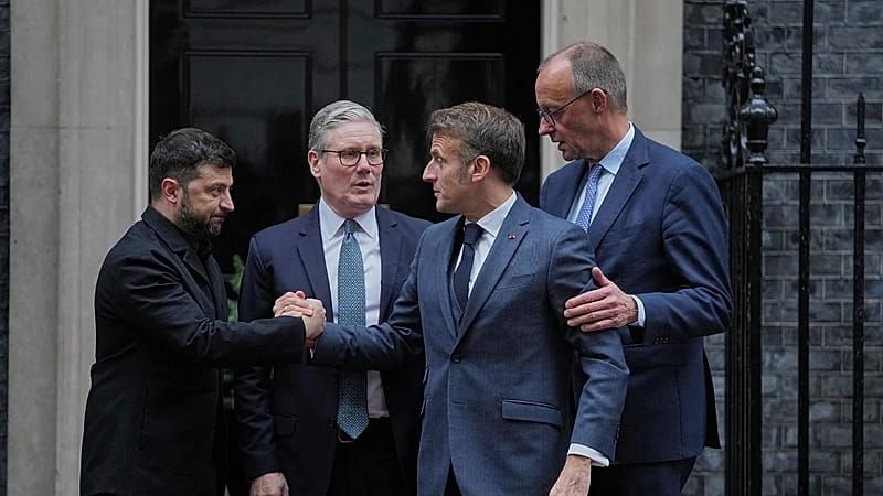Video: Tödlicher Krieg: Selenskyj trifft Merz, Macron und Starmer in London