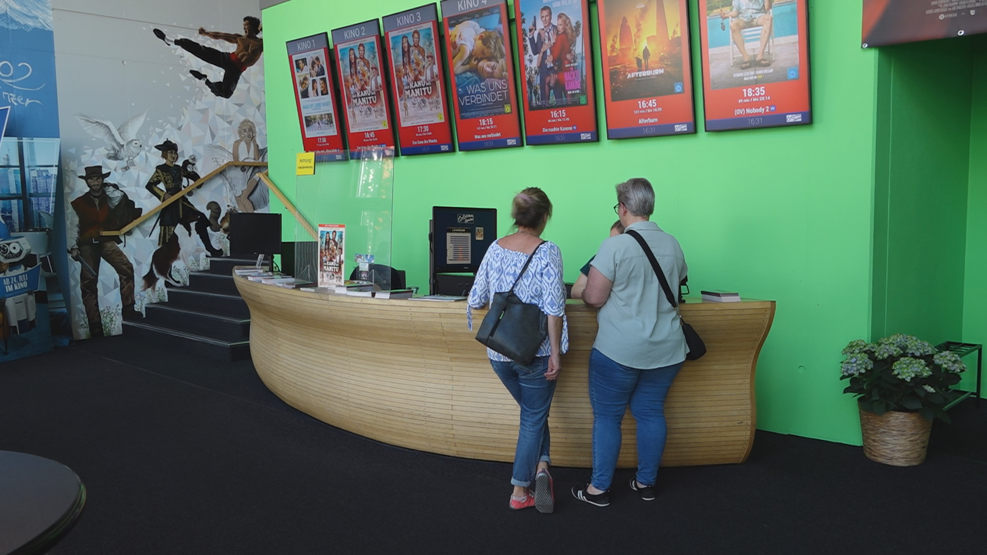 Kanu des Manitu and Co: How important are blockbusters for the survival of cinemas?